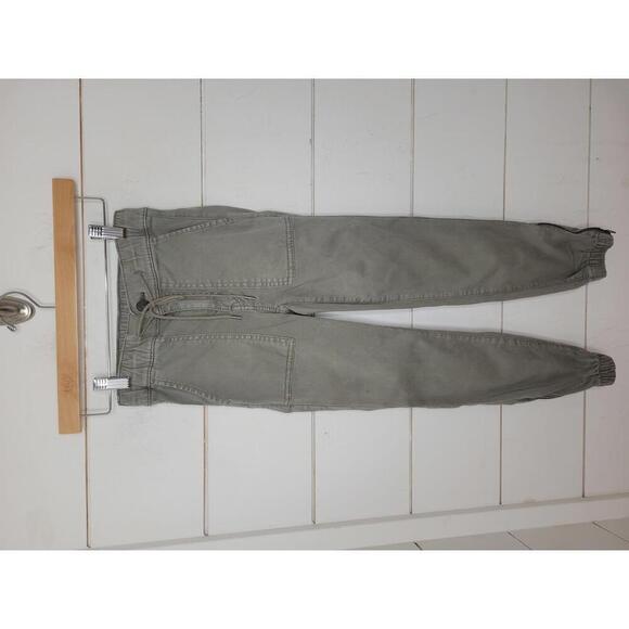 American Eagle Outfitters size 000 x-short army green relaxed mom jogger pants - Picture 1 of 6